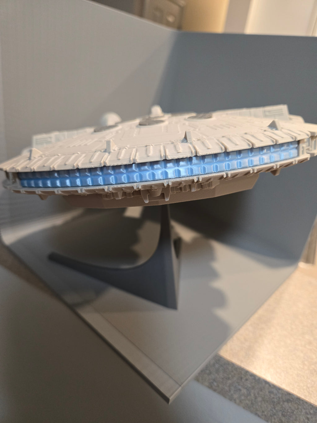 Millennium Falcon Model