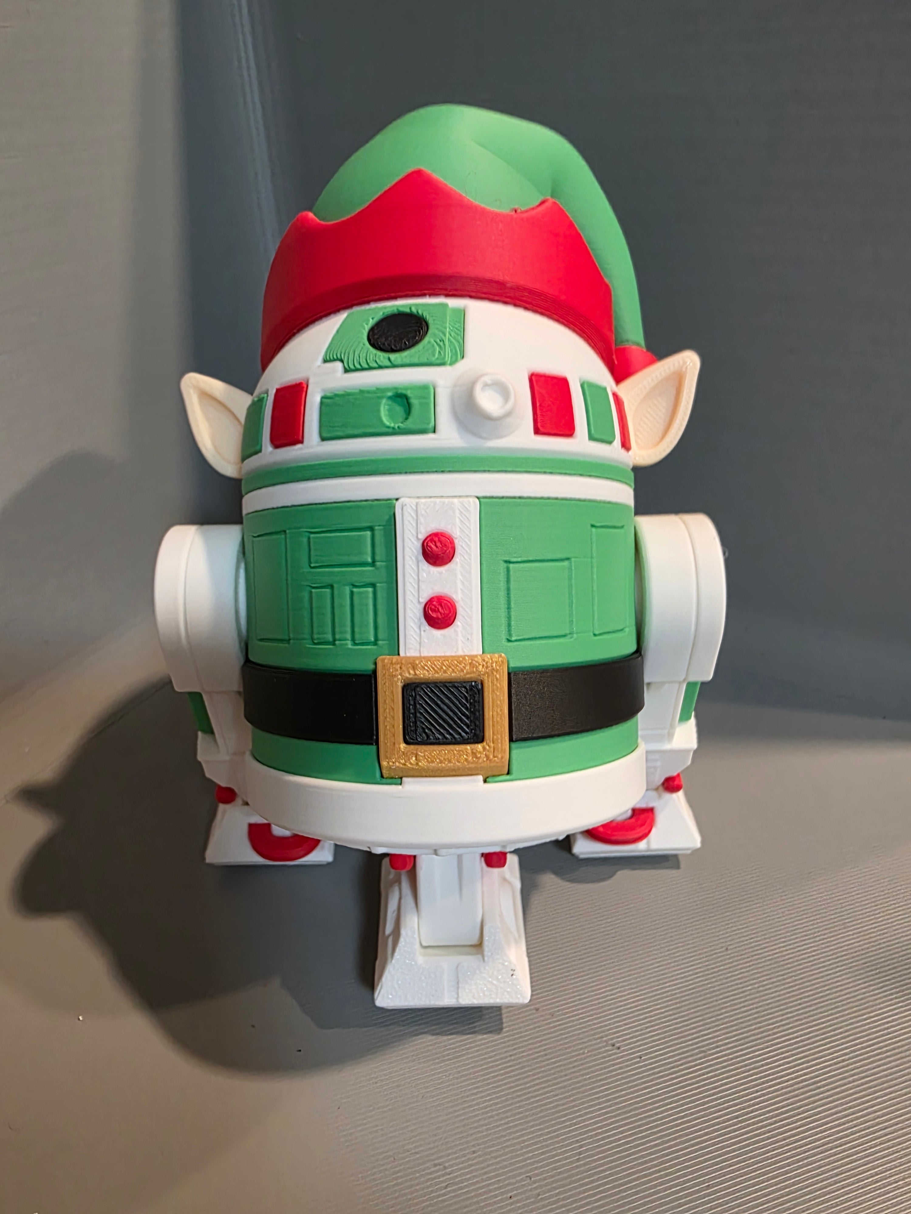Chunkable Holiday R2-D2