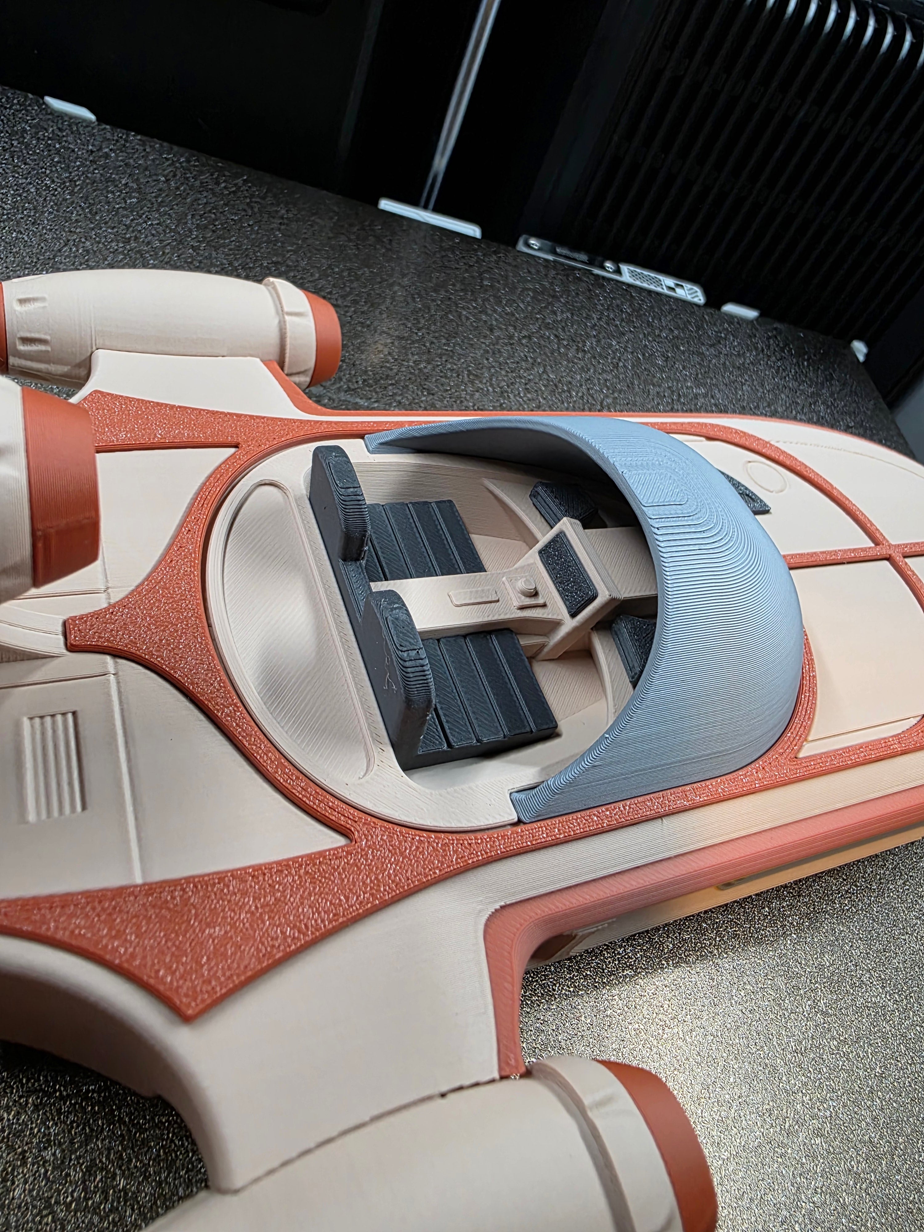 Luke Landspeeder Model