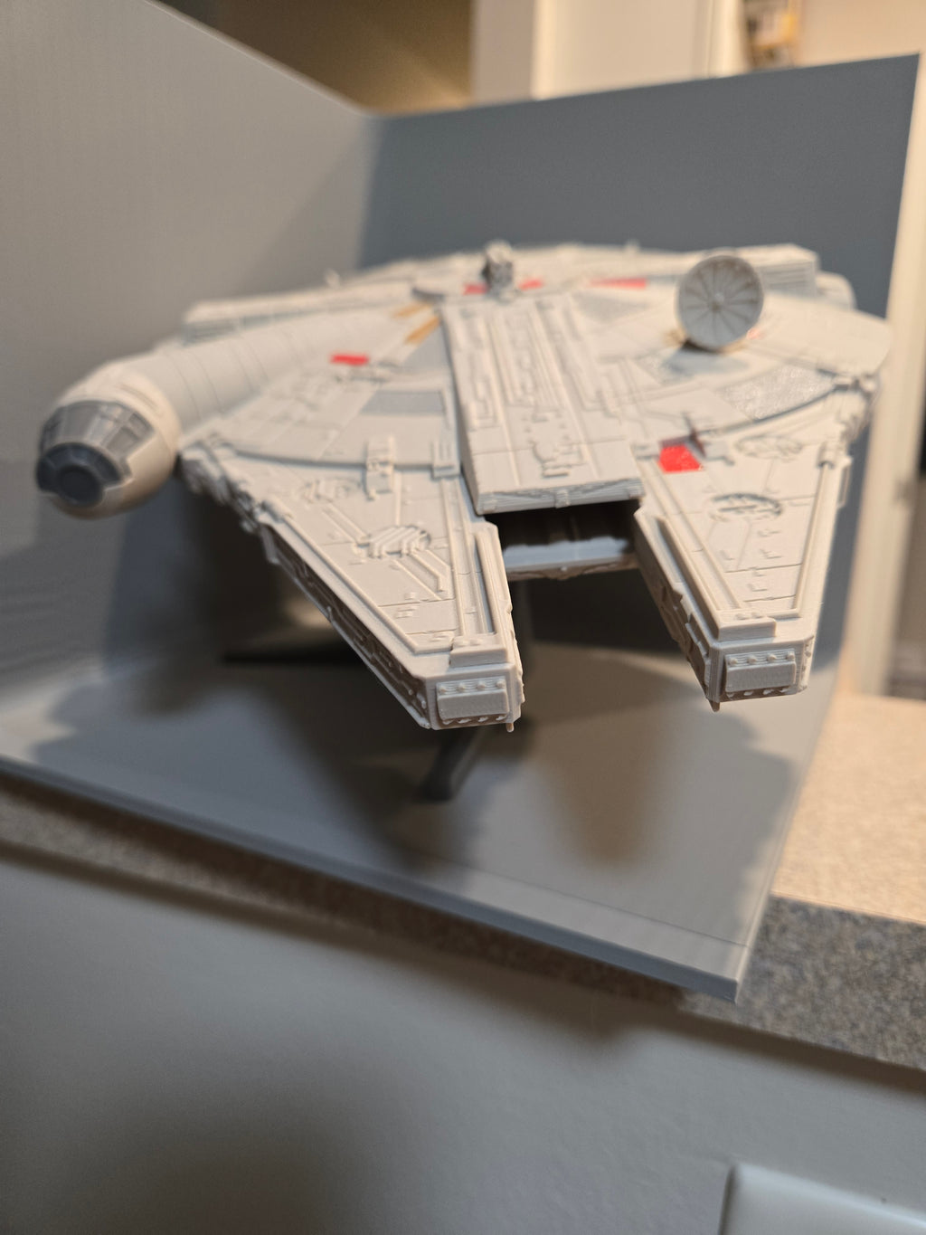 Millennium Falcon Model